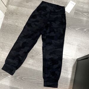 NWT Lululemon Align Crop Jogger